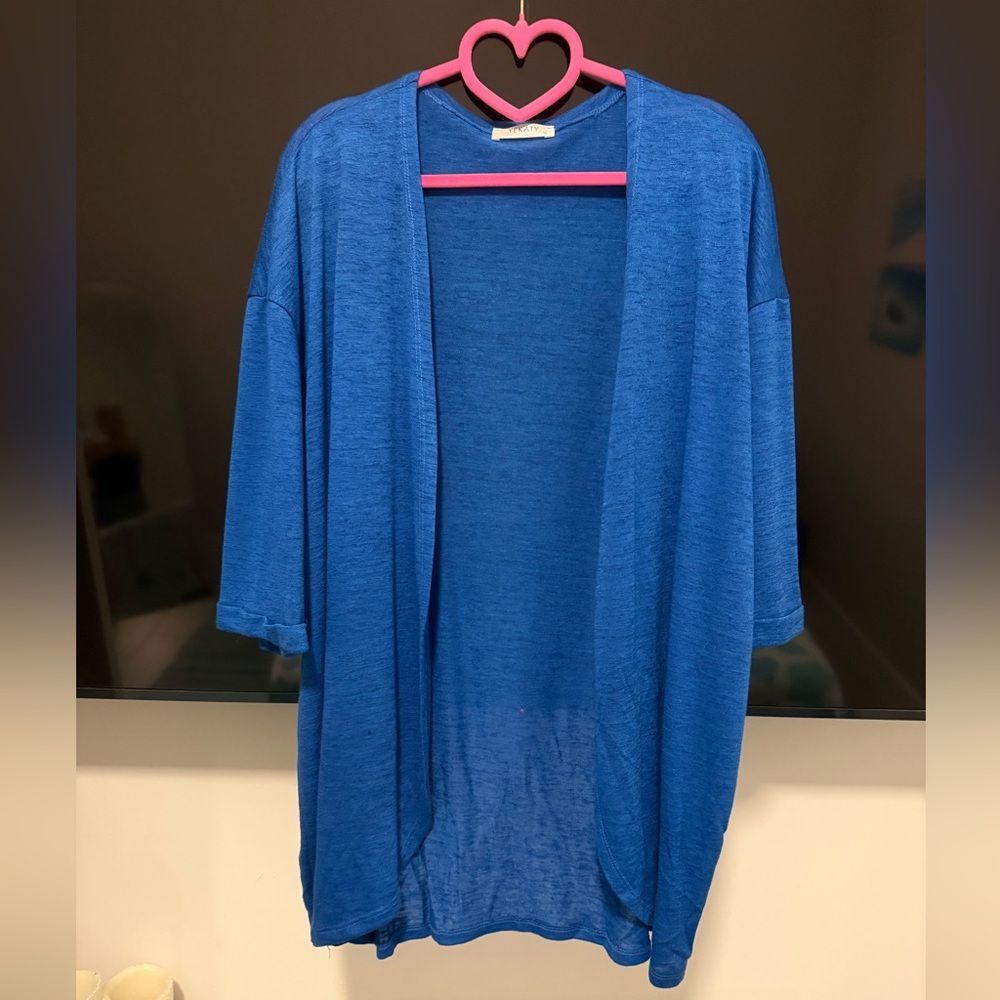Elegant Blue Women's Cardigan